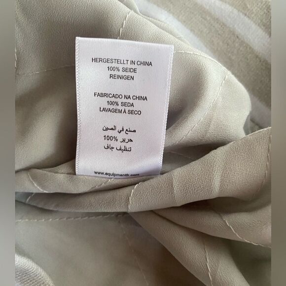 Equipment Bomber Jacket Womens  Sz XS Silk  Light Gray Back Embroidered NWT - Picture 12 of 16